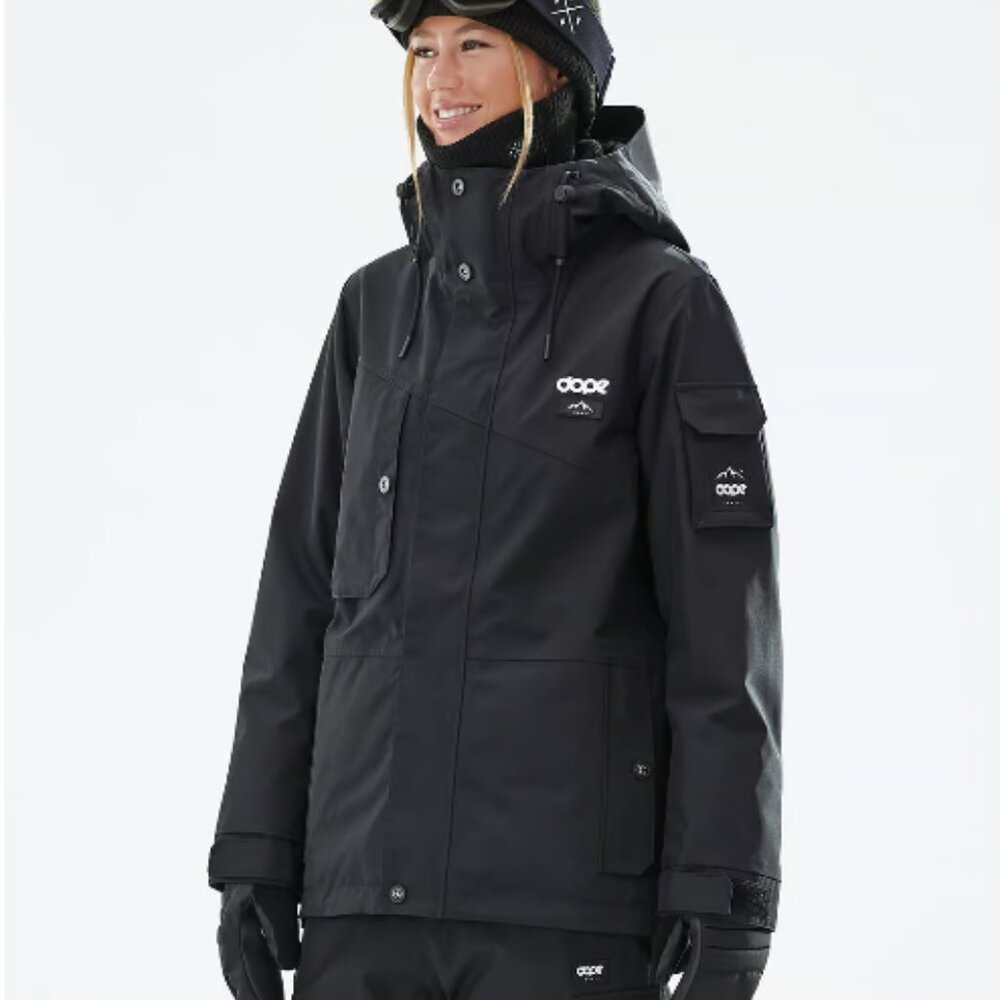DOPE SNOW Adept W Snowboard Jacket in Blackout